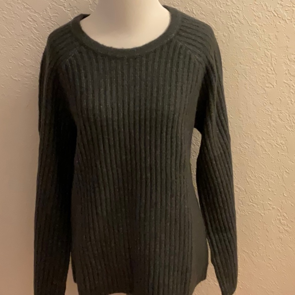 FEVER - Crewneck SWEATER - Gray - Women’s Size L - Ribbed - Acrylic Blend